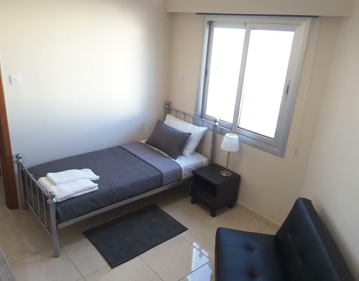 Lighthouse By The Sea Lovely 2Bdr Apartment Paphos Exterior foto