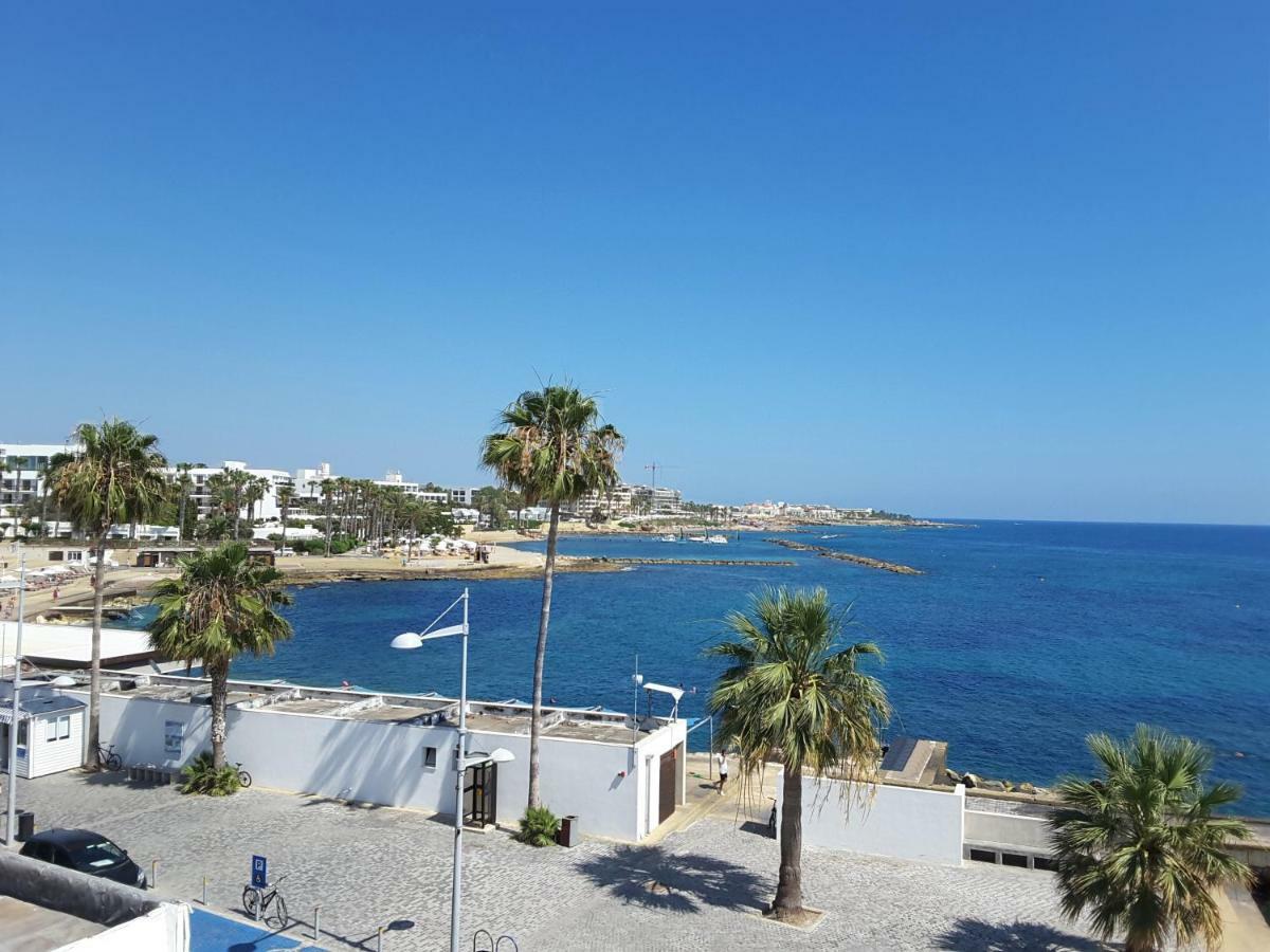 Lighthouse By The Sea Lovely 2Bdr Apartment Paphos Exterior foto
